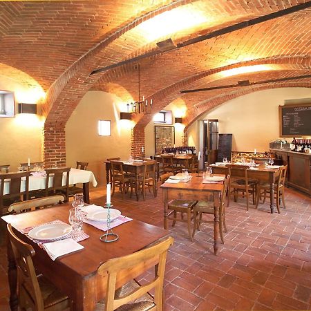 Albergo Cantine Ascheri 브라 외부 사진