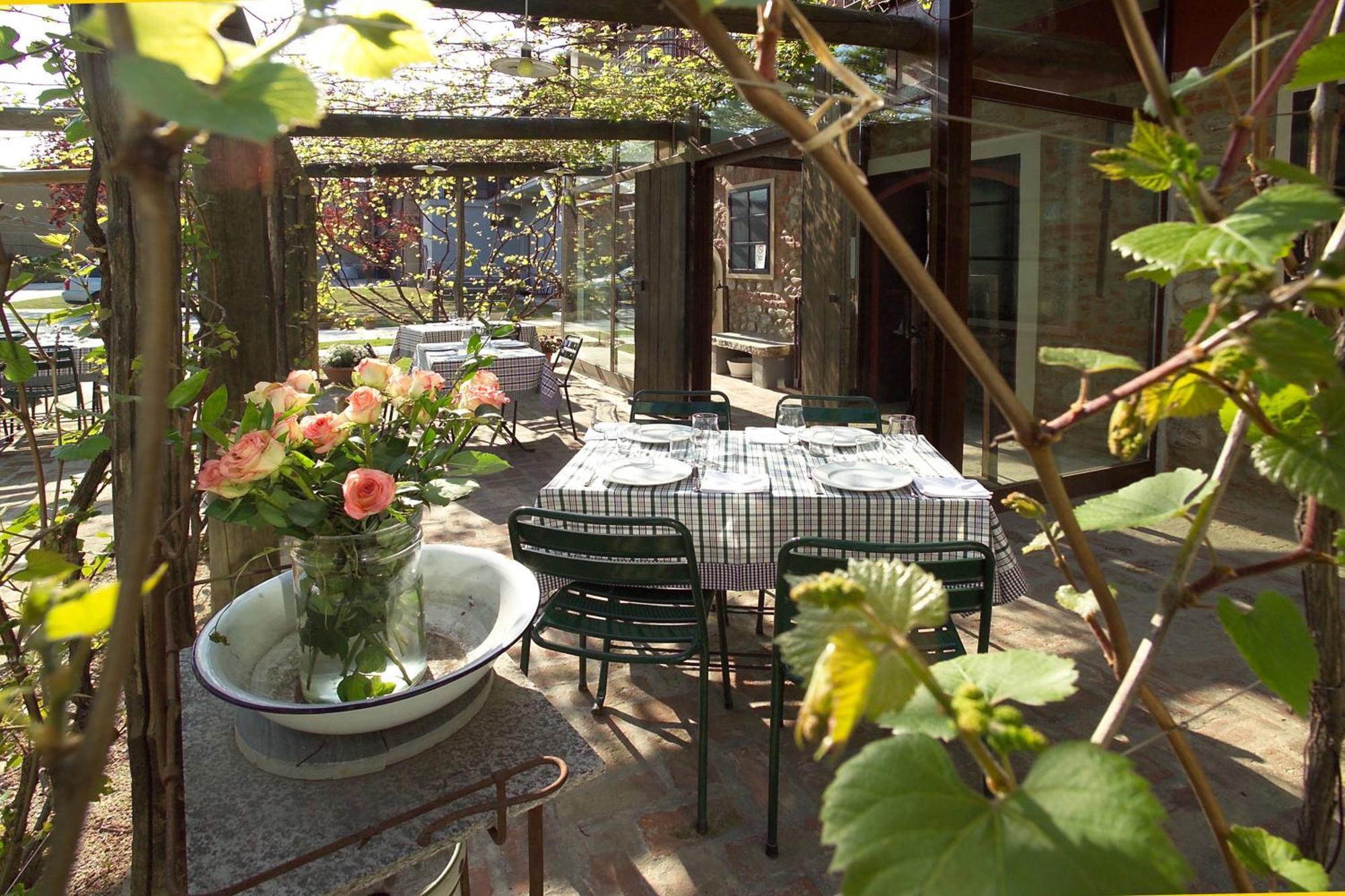 Albergo Cantine Ascheri 브라 외부 사진