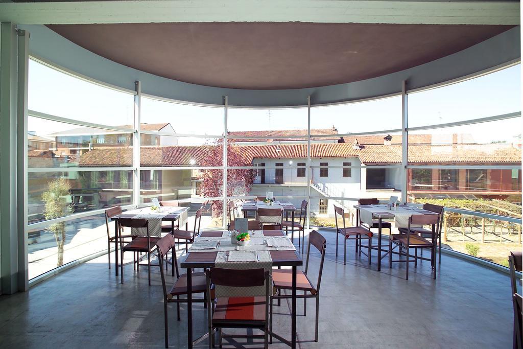 Albergo Cantine Ascheri 브라 외부 사진